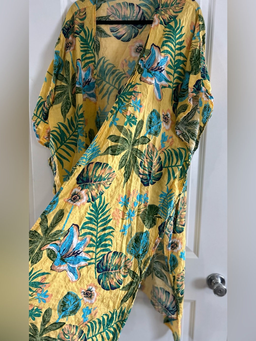 🌸Yellow Floral Kimono Cover-Up - Picture 6 of 6